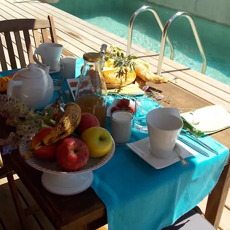 Couette-café Maison D'hotes 
